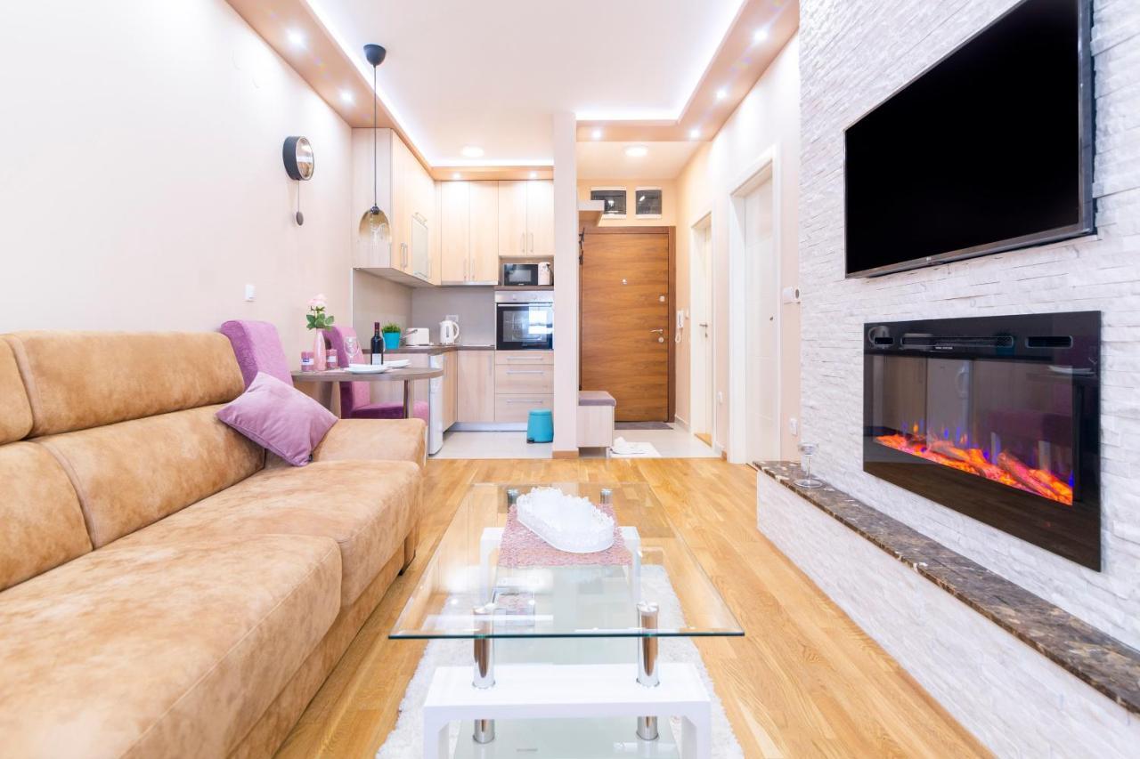 Mili Lux Apartman Novi Sad Eksteriør billede