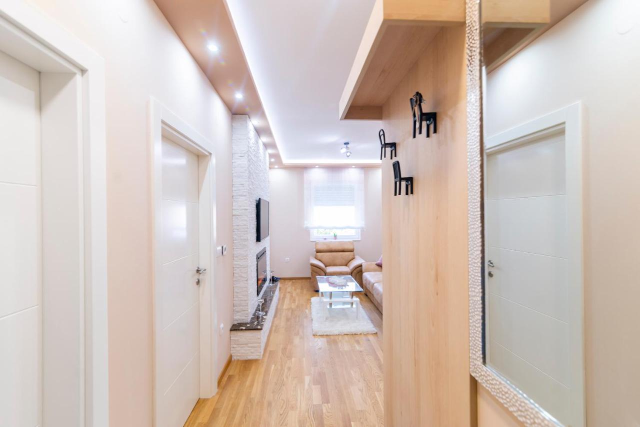 Mili Lux Apartman Novi Sad Eksteriør billede