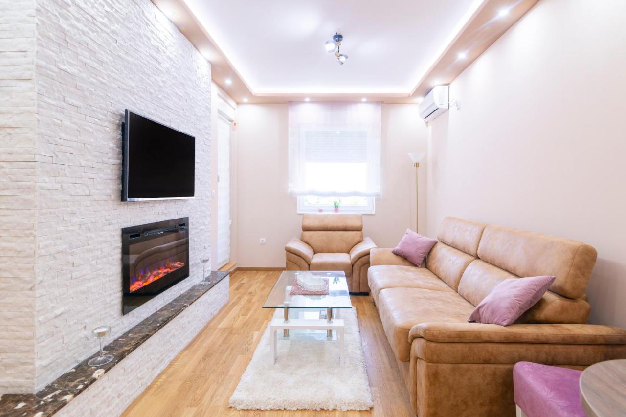 Mili Lux Apartman Novi Sad Eksteriør billede