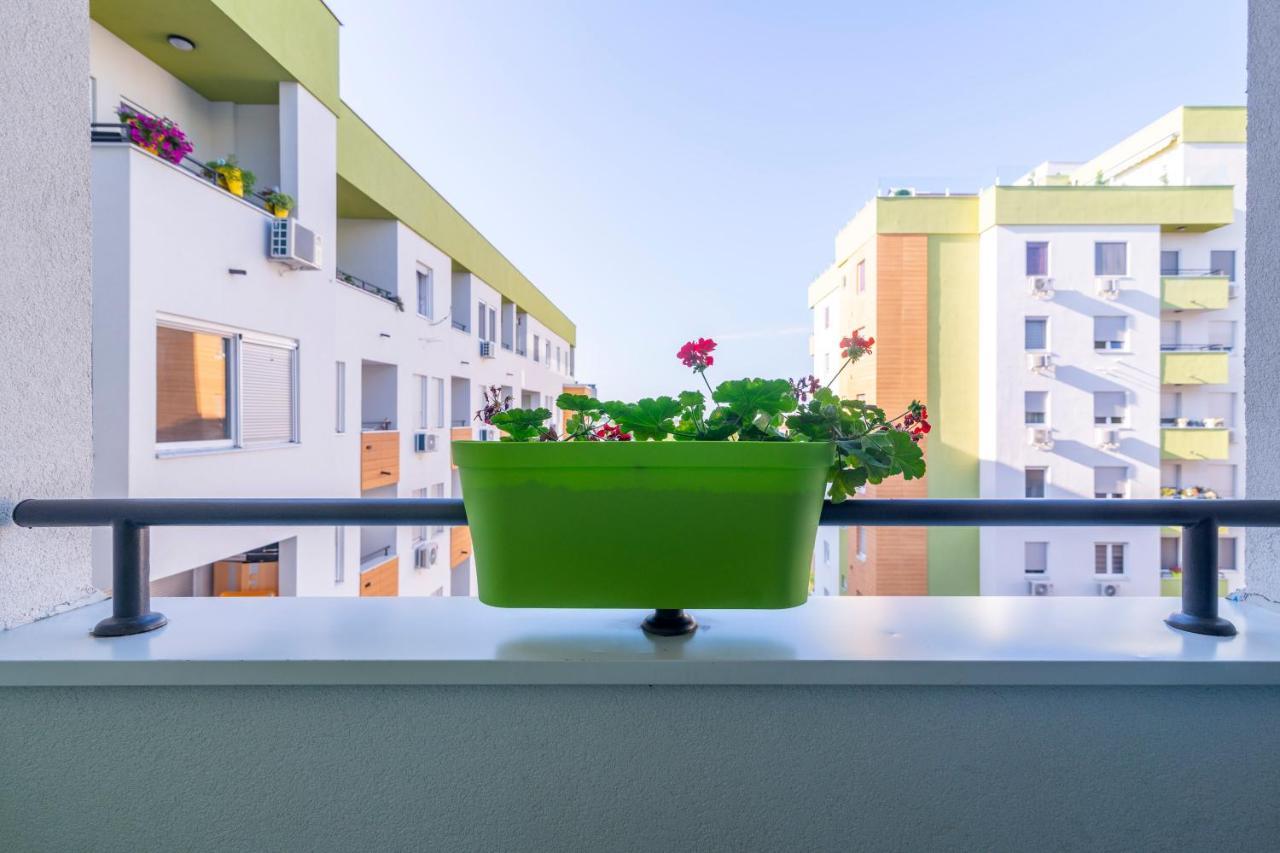 Mili Lux Apartman Novi Sad Eksteriør billede